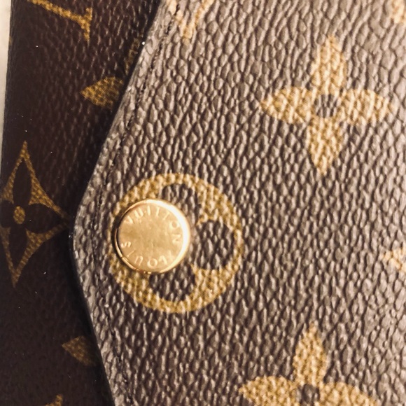 lv Sarah Wallet - Picture 2 of 8